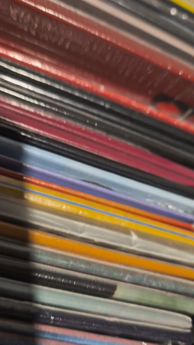 #theselecter #atbbc #vinylora #vinyloradenda #vinylcollection vinyljunkie vinylstore vinylrecords vinylcommunity vitoriagasteiz aldezaharra saveyourlocalrecordstore

www.vinylora.com