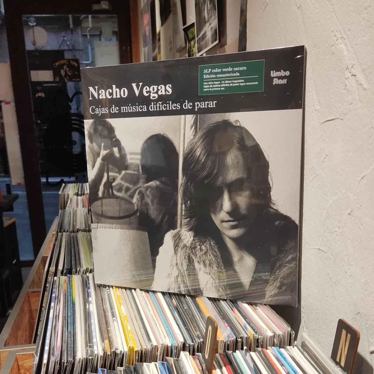 #nachovegas #cajasdemusicadificilesdeparar 🌨️🍾🔊🌈
#vinylora #vinyljunkie vinylstore  saveyourlocalrecordstore 

www.vinylora.com