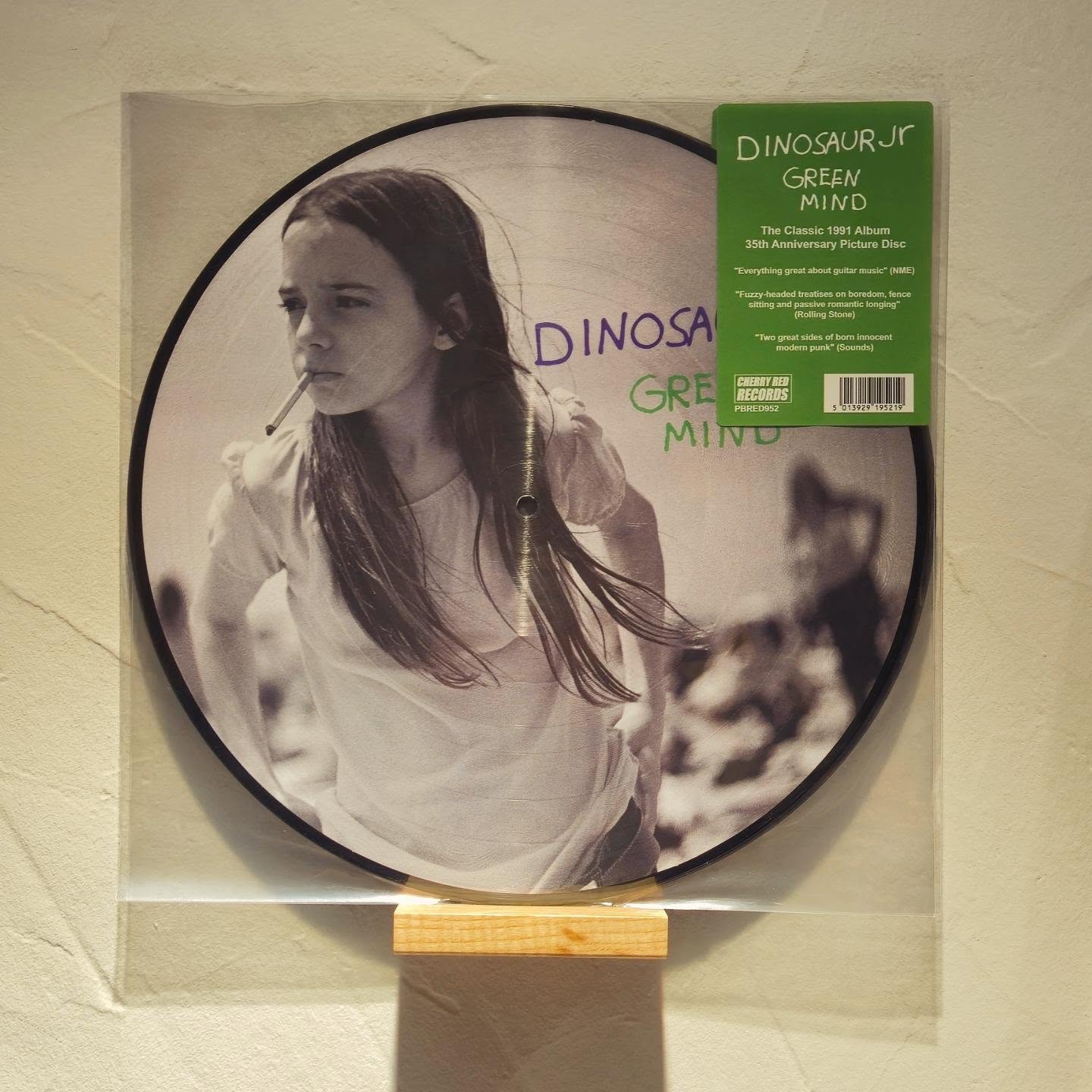 #dinosaurjr #greenmind 🌈🔊🌩️⚡
#vinylora #vinyloradenda #vinylcollection vinyljunkie vinylstore vinylrecords vinylcommunity vitoriagasteiz aldezaharra saveyourlocalrecordstore 

www.vinylora.com