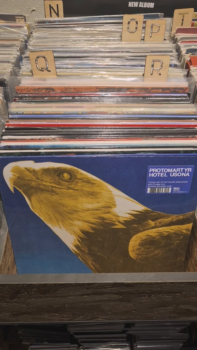 #vinylora #vinyloradenda #vinylcollection #vinyljunkie #vinylstore vinylrecords vinylcommunity vitoriagasteiz aldezaharra saveyourlocalrecordstore 

www.vinylora.com